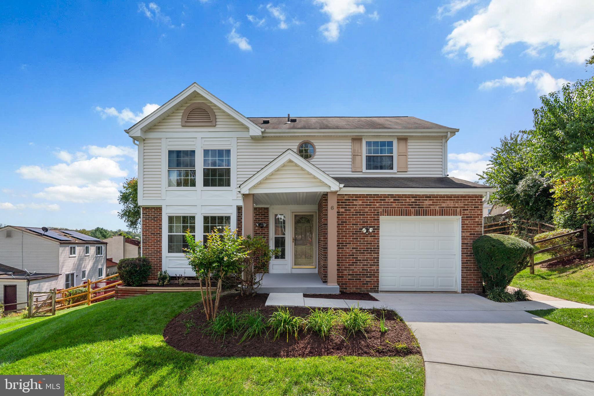 Step inside this beautiful home featuring brand new paint throughout, LVP flooring on main level and plush carpet in bedrooms. The fresh, modern updates create a light and inviting atmosphere, perfect for entertainment.
Upstairs, you’ll find generously sized bedrooms, including a primary suite with plenty of closet space. The finished lower level provides additional space for home office, storage or gym.
Outside, enjoy a private backyard for relaxing or entertaining. Nestled in a court, this home offers both comfort and convenience with easy access to major commuter routes, shopping, dining, schools, and local parks. Don’t miss the chance to make this turnkey home yours!