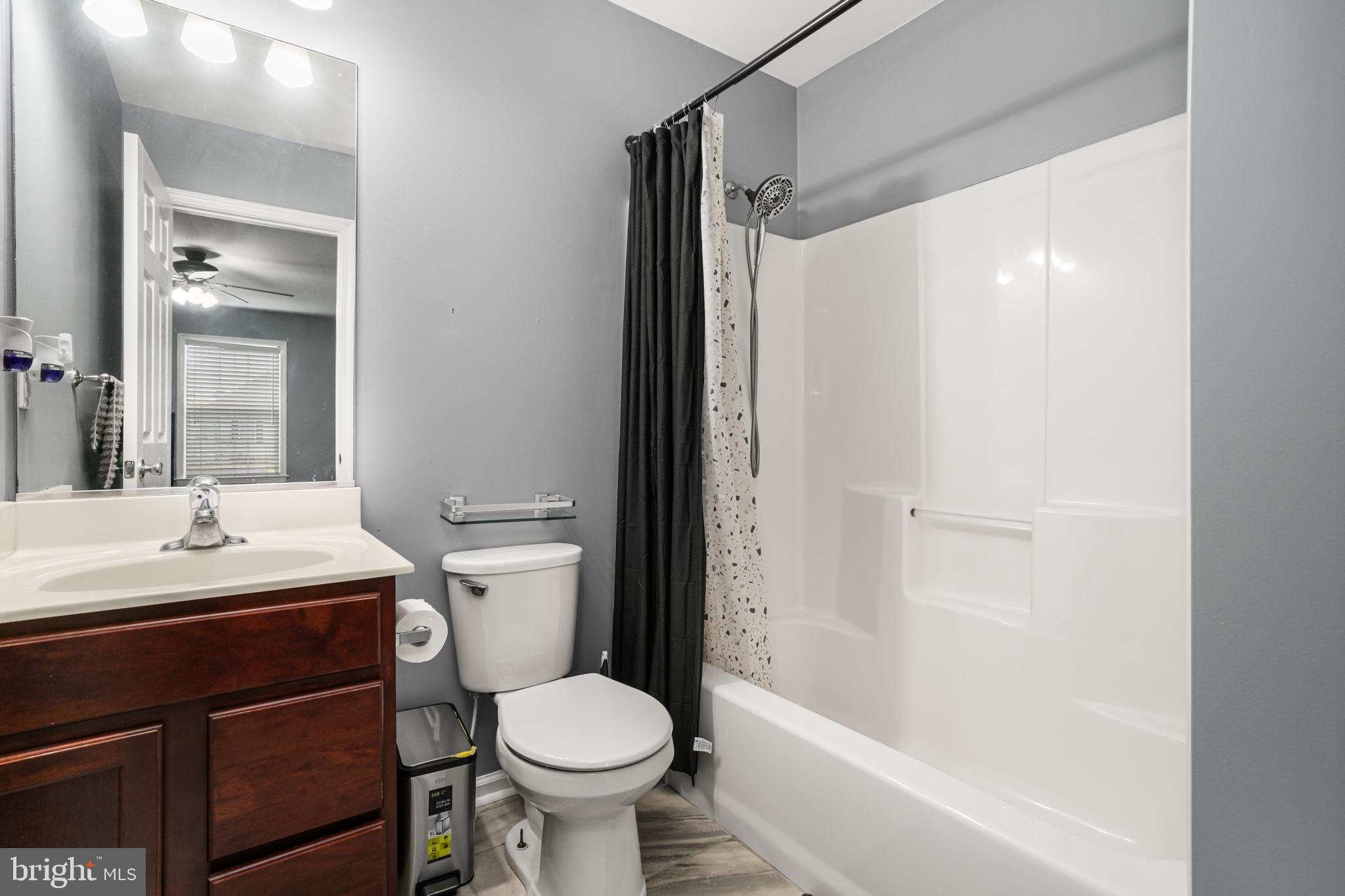 WOODLAND MANOR - Residential