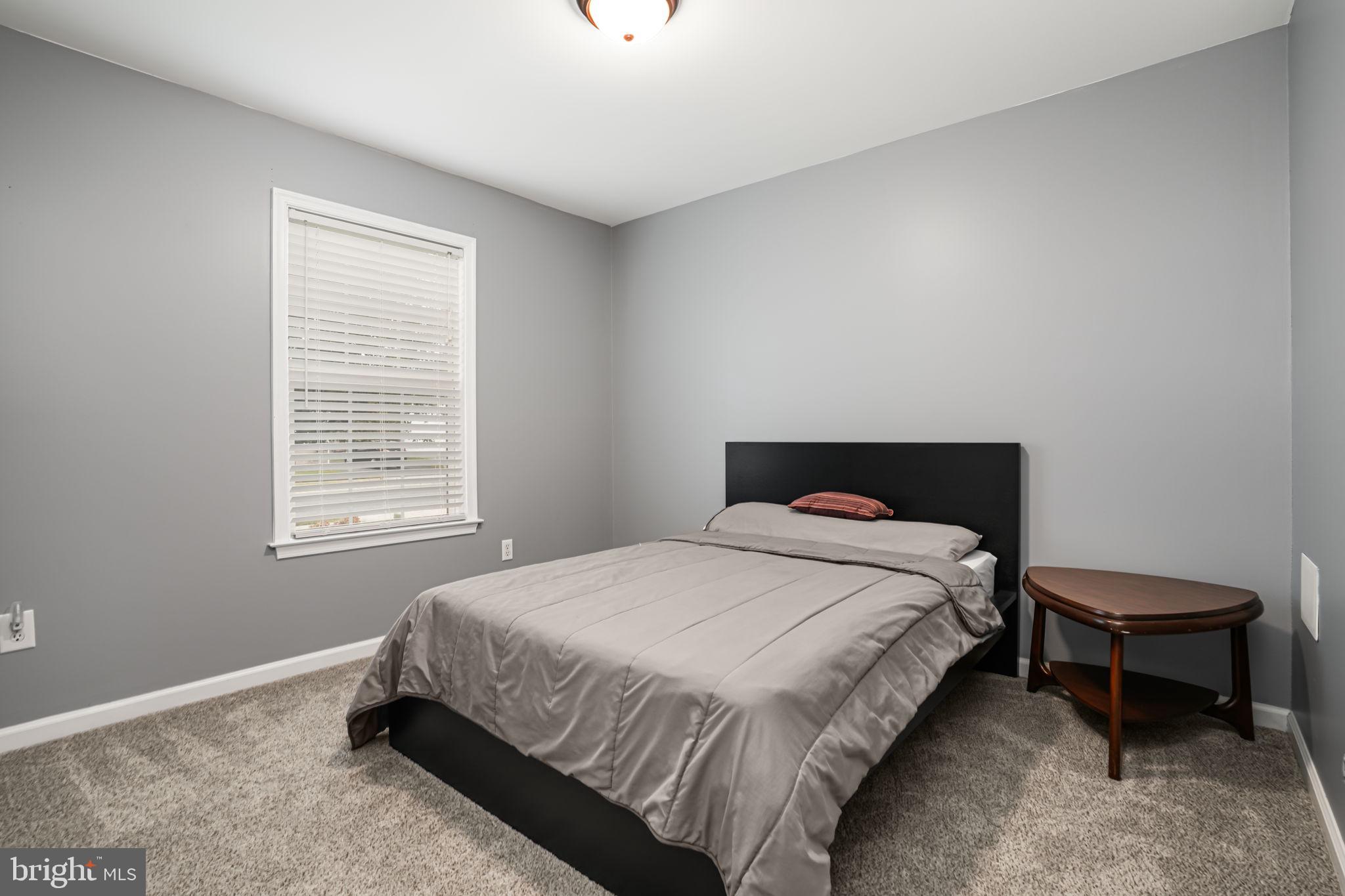 WOODLAND MANOR - Residential