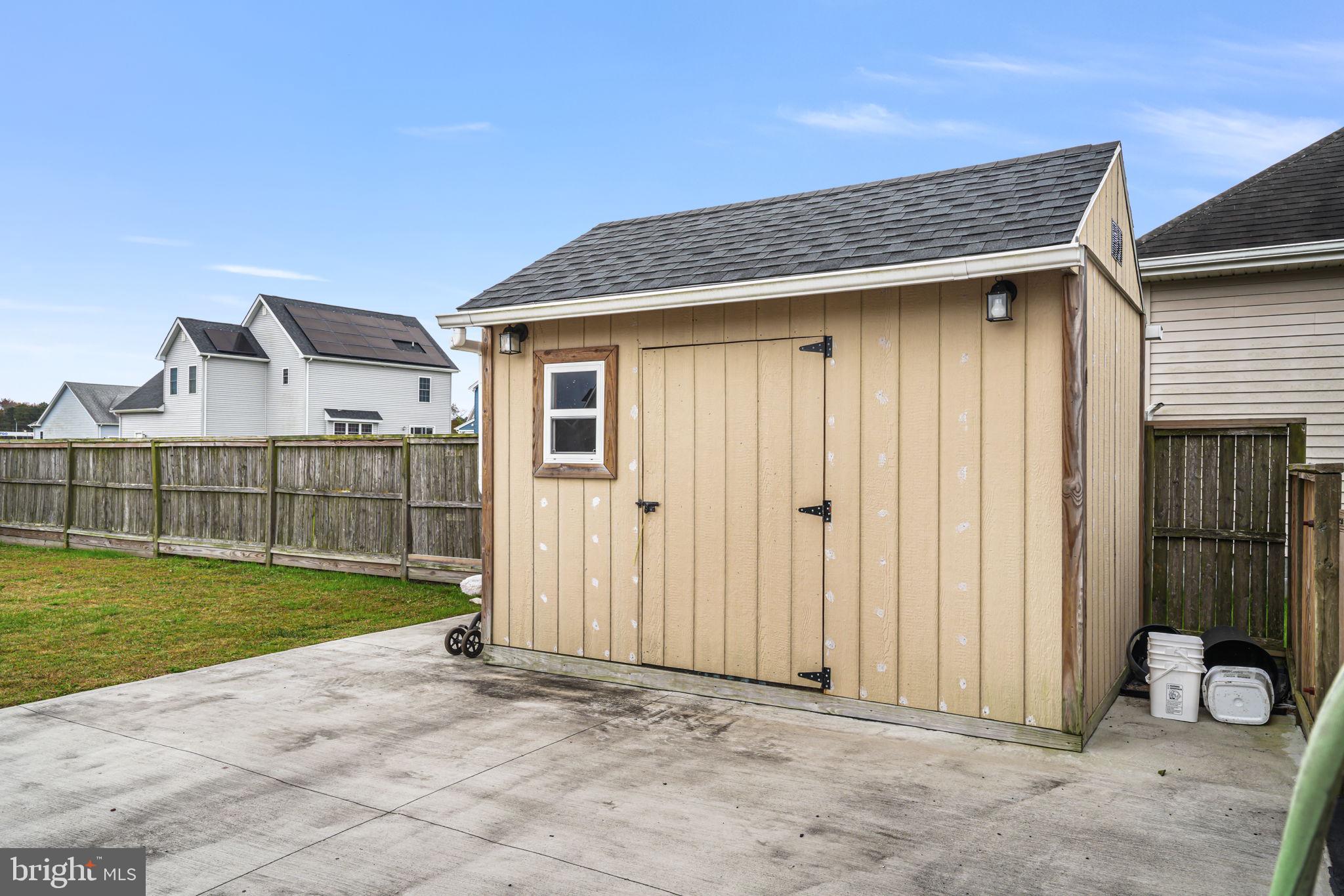 WOODLAND MANOR - Residential