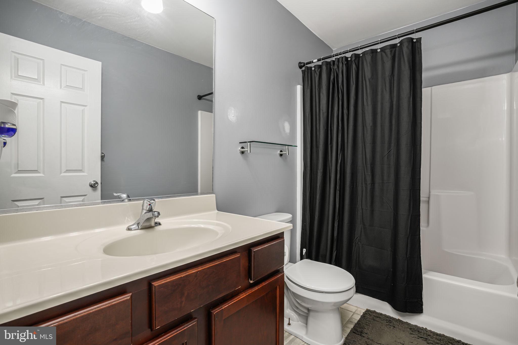 WOODLAND MANOR - Residential