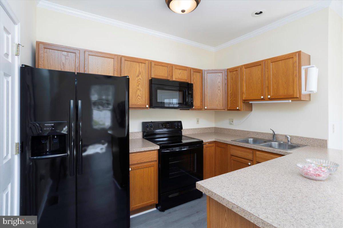 WAYLANDS - Residential