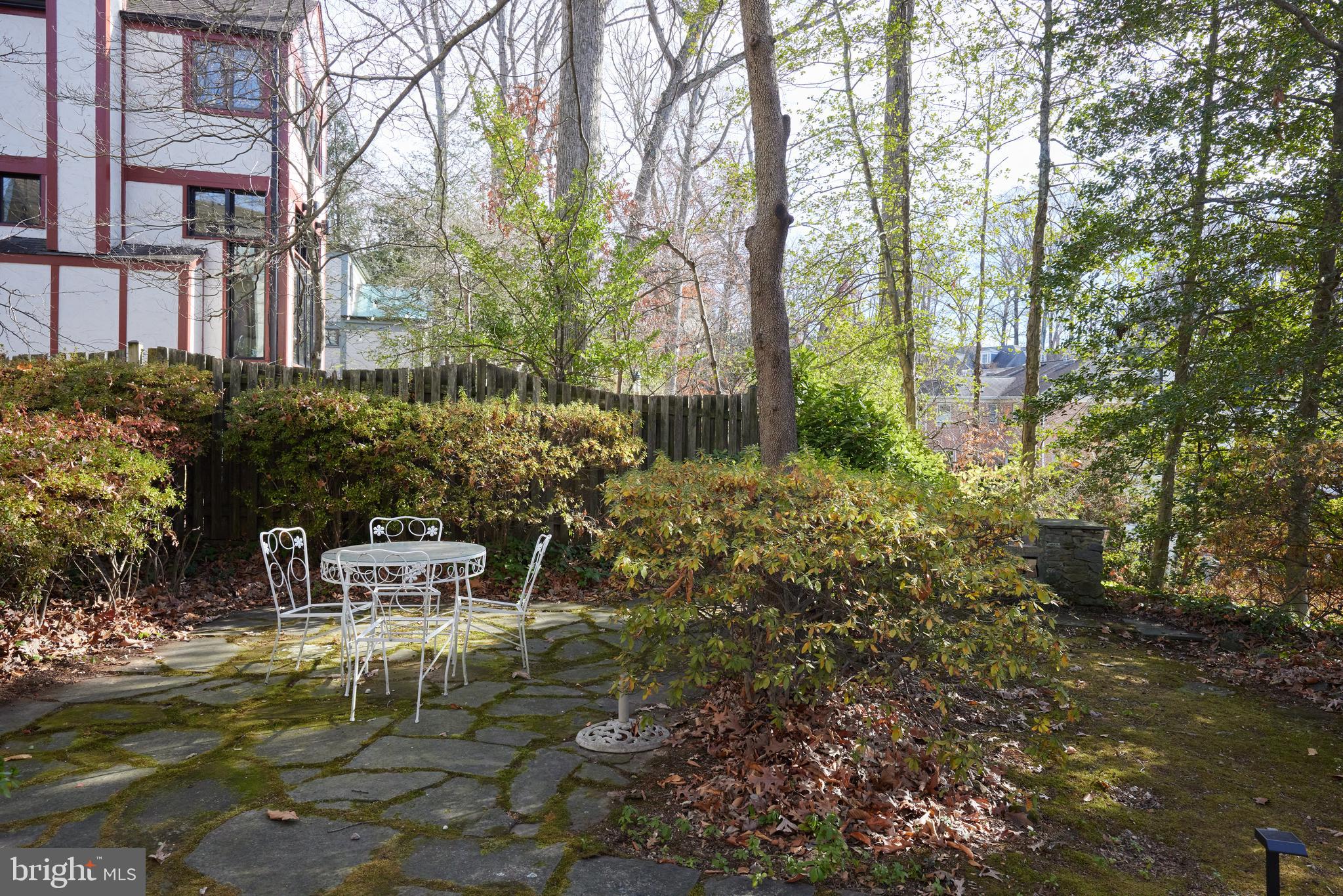 WOODHAVEN - Residential