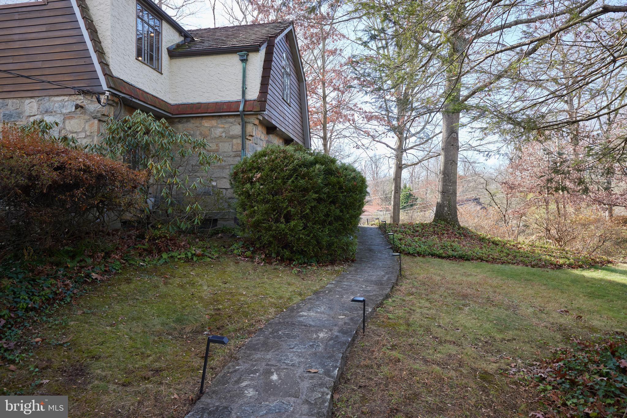 WOODHAVEN - Residential