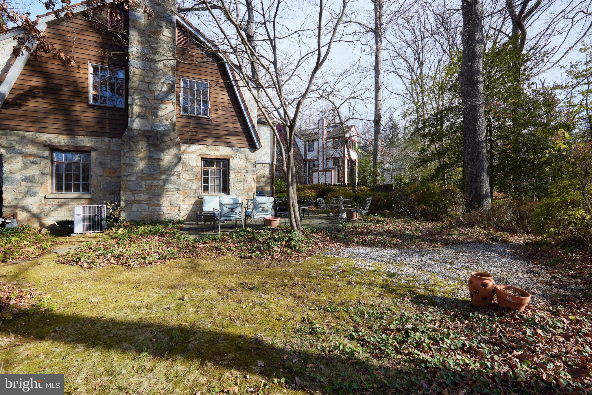 WOODHAVEN - Residential