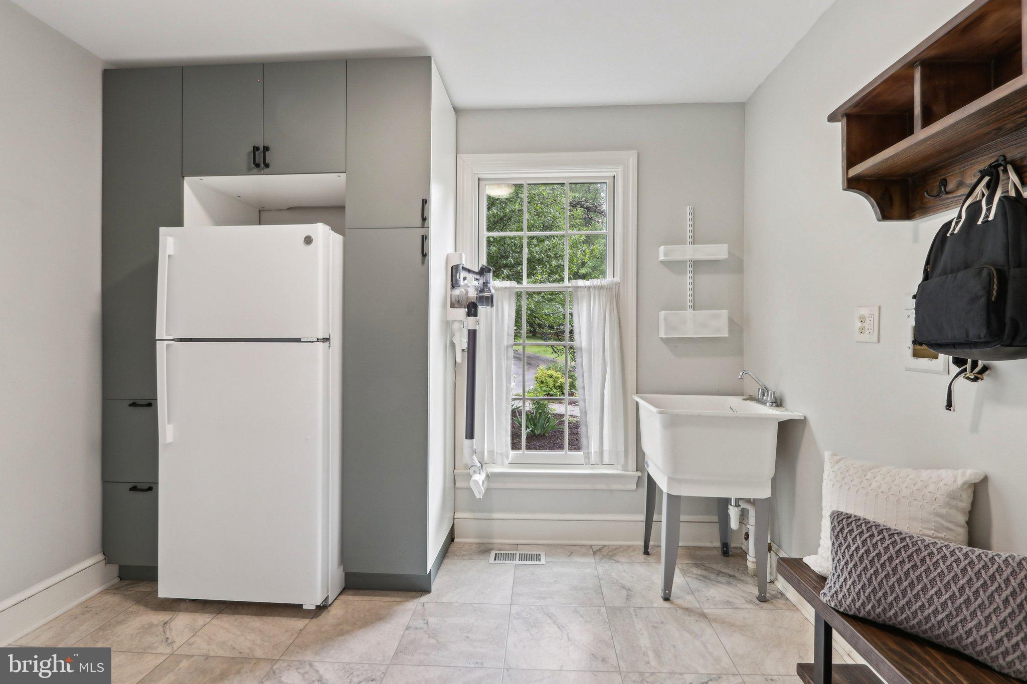 RADNOR HUNT - Residential