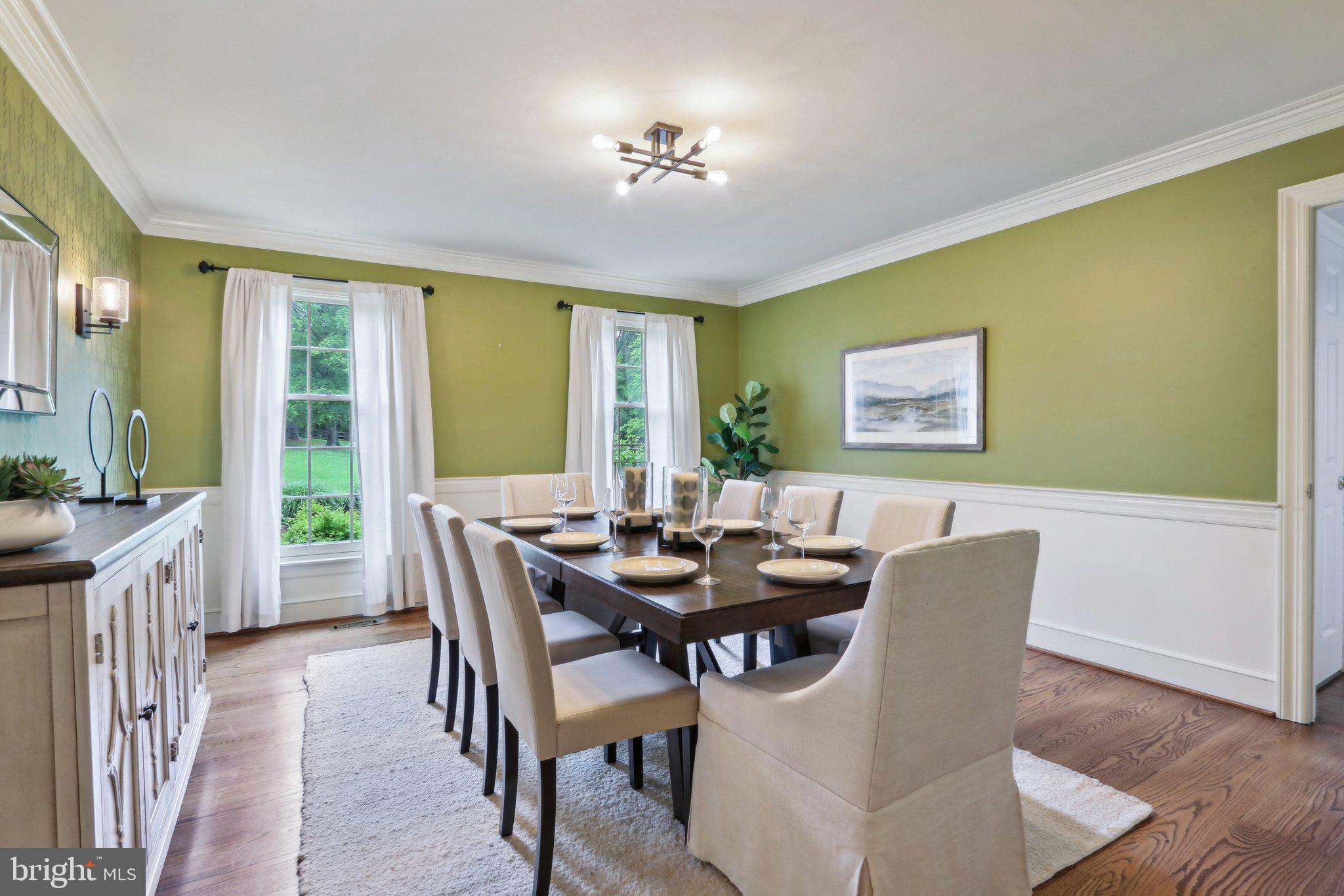 RADNOR HUNT - Residential