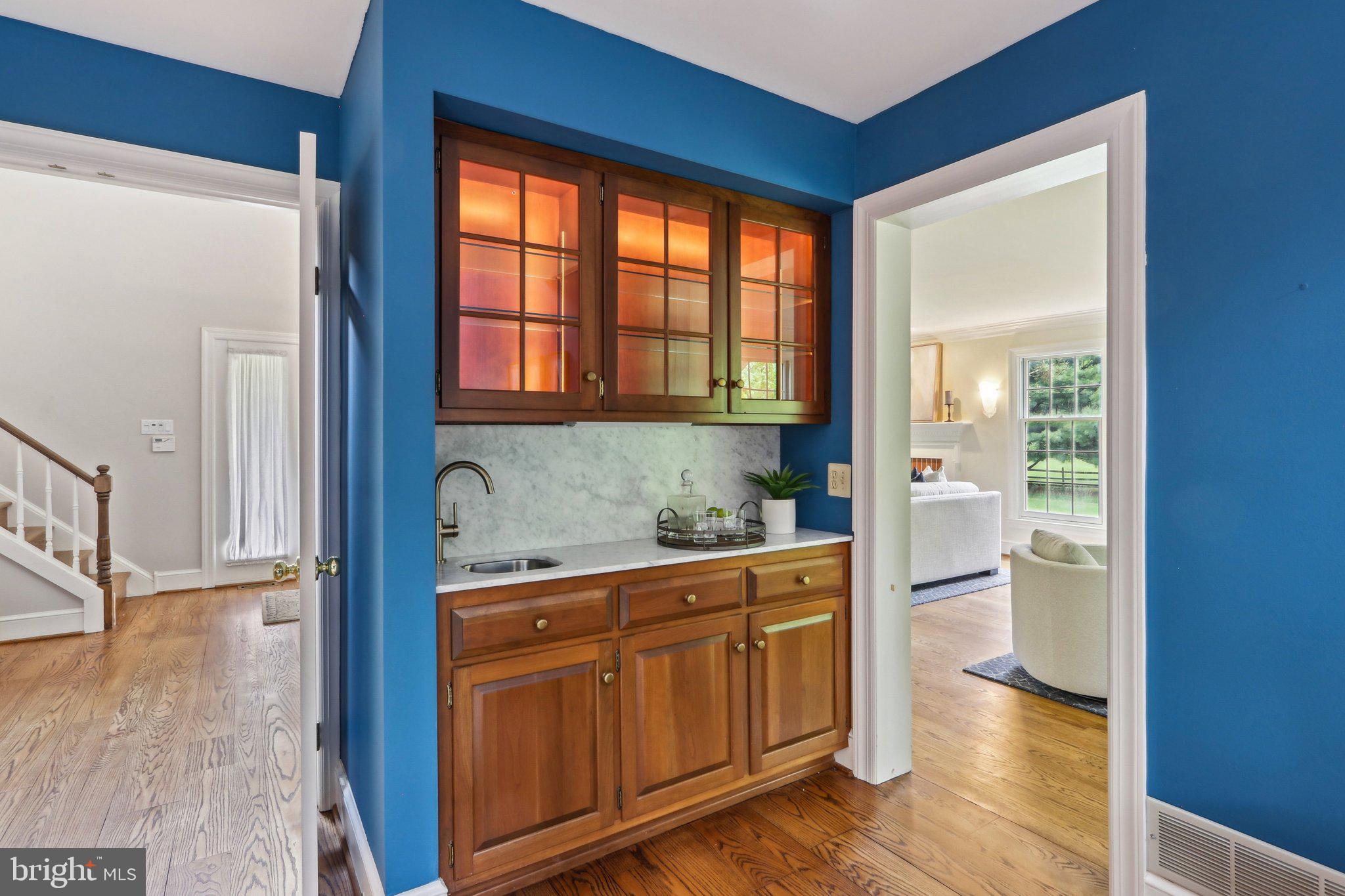 RADNOR HUNT - Residential