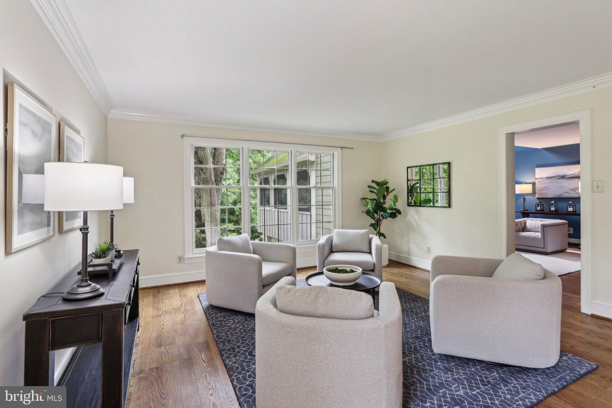 RADNOR HUNT - Residential