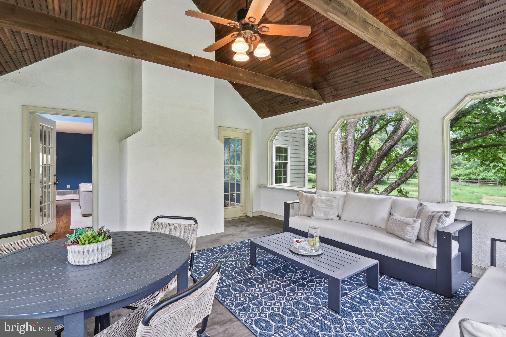 RADNOR HUNT - Residential