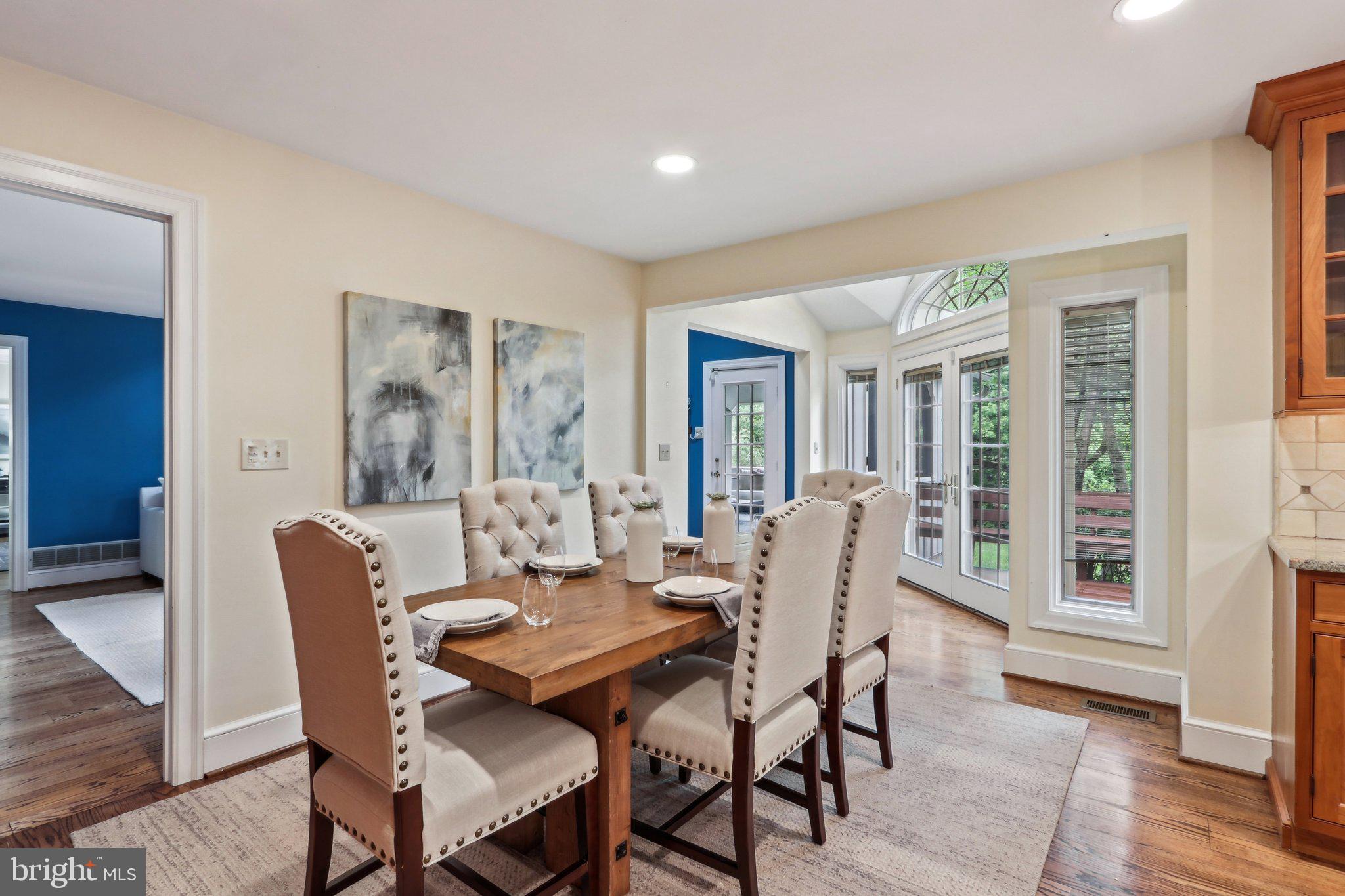 RADNOR HUNT - Residential