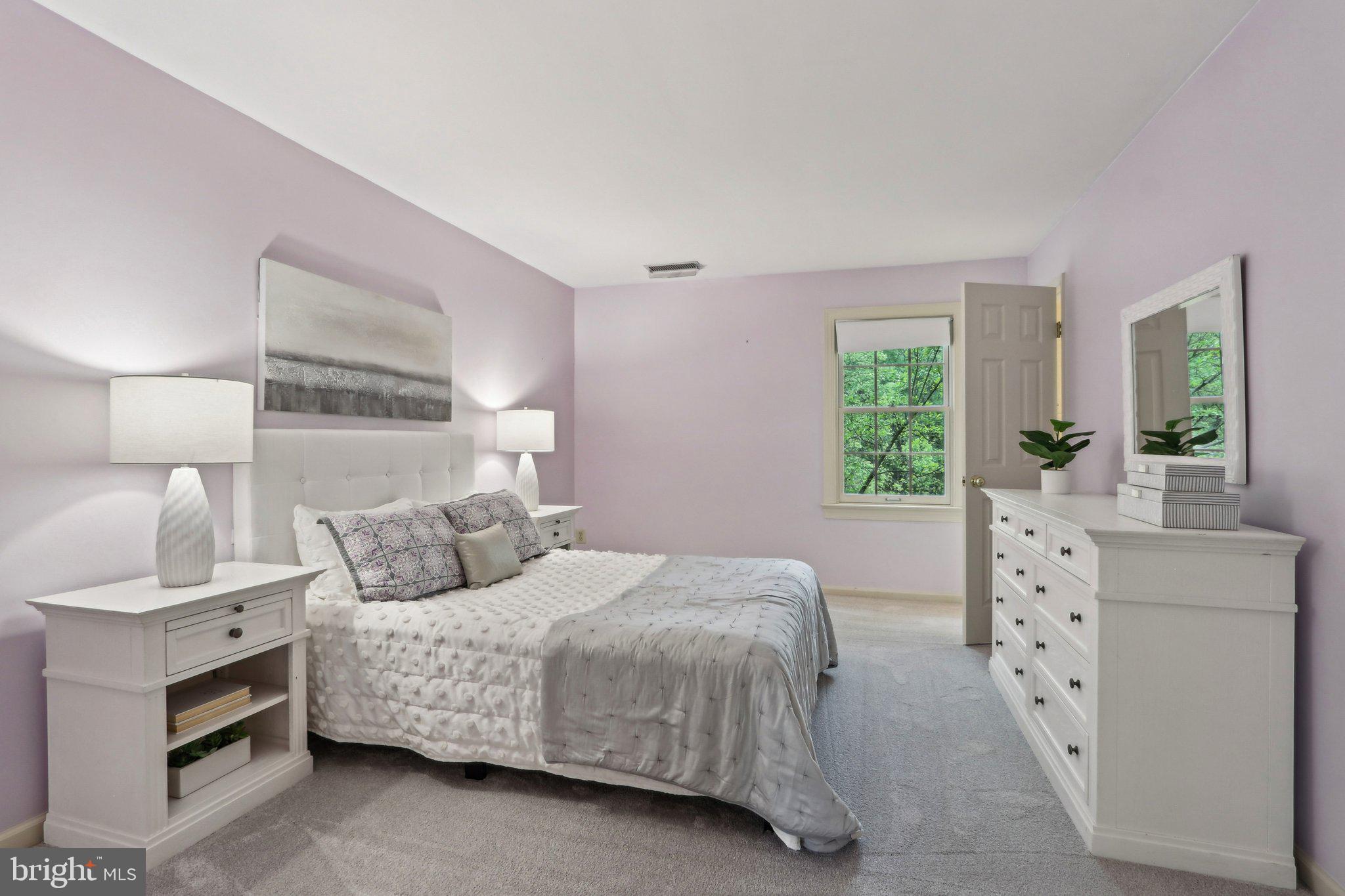 RADNOR HUNT - Residential