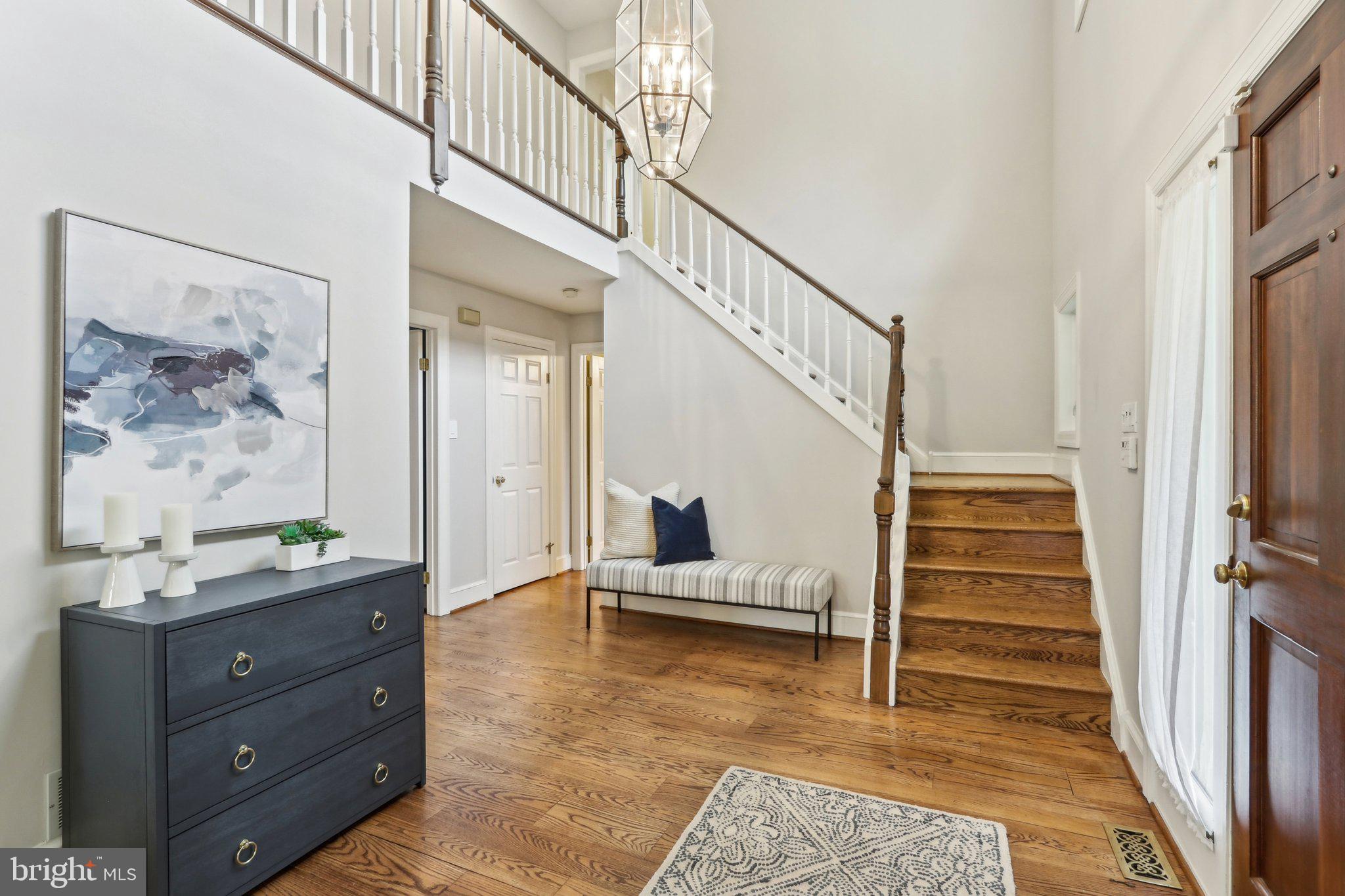 RADNOR HUNT - Residential