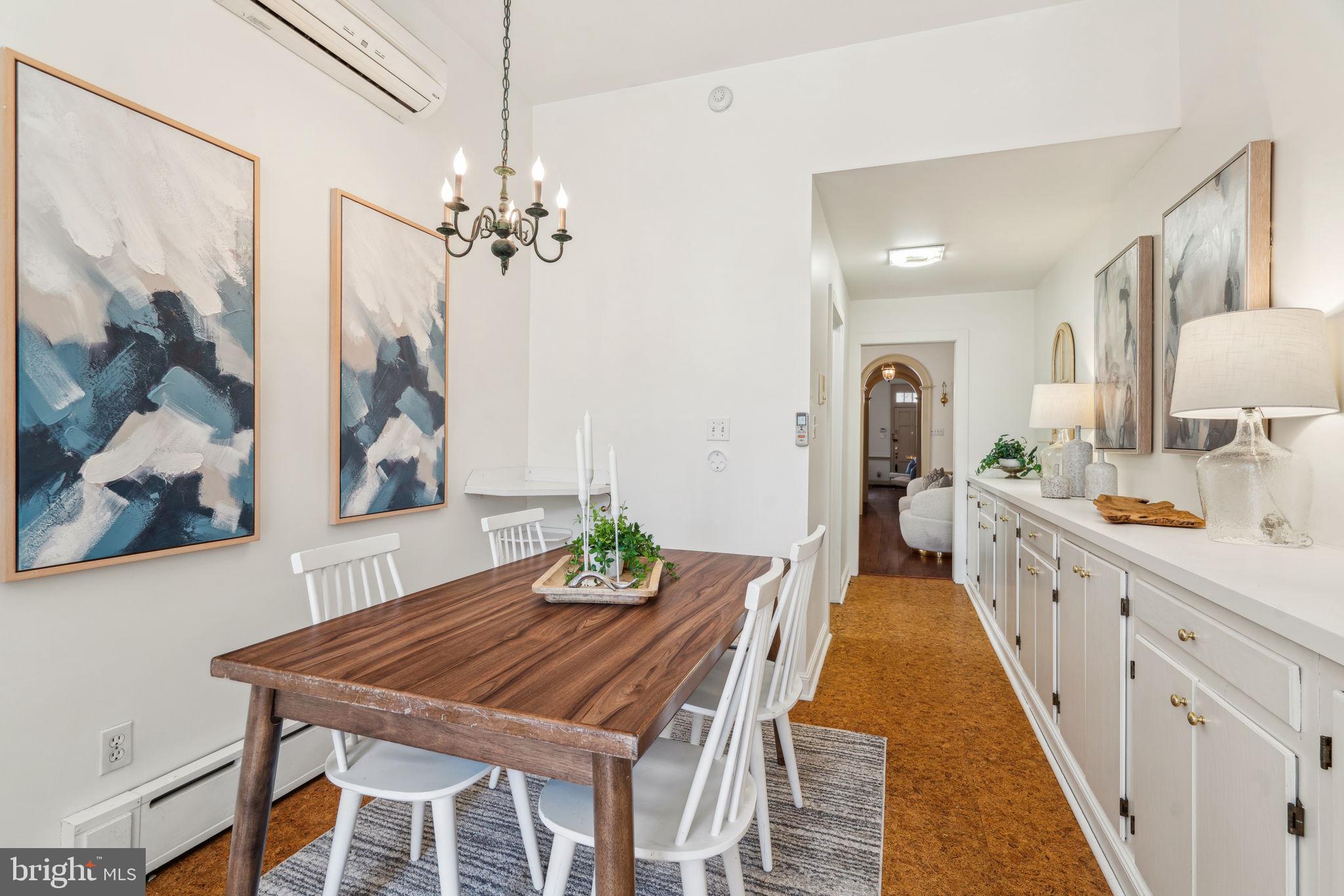 SOCIETY HILL - Residential