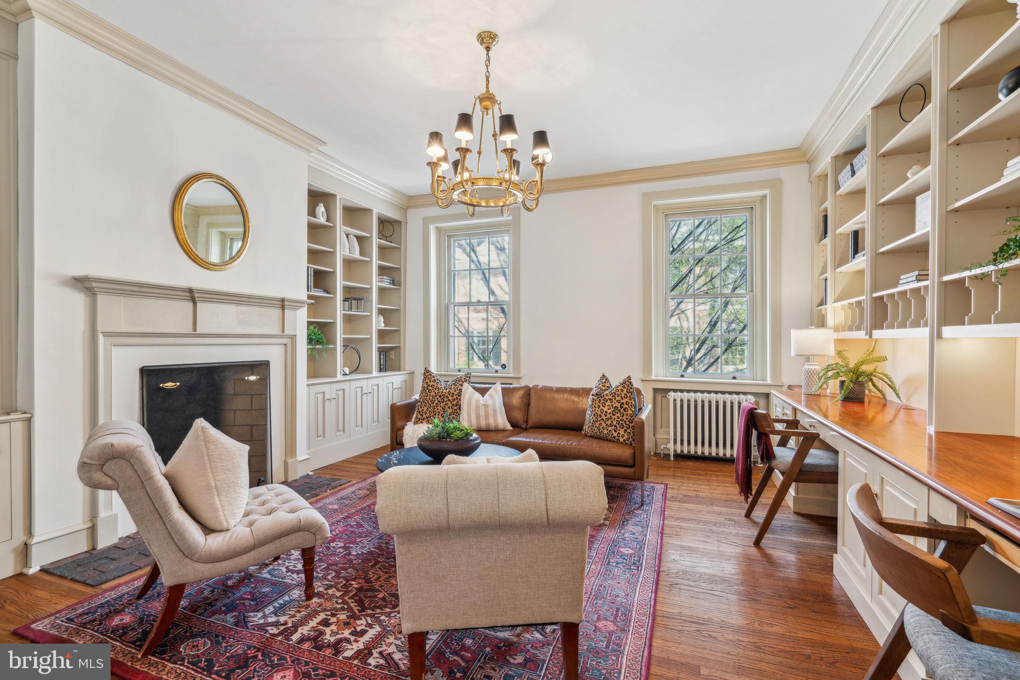 SOCIETY HILL - Residential