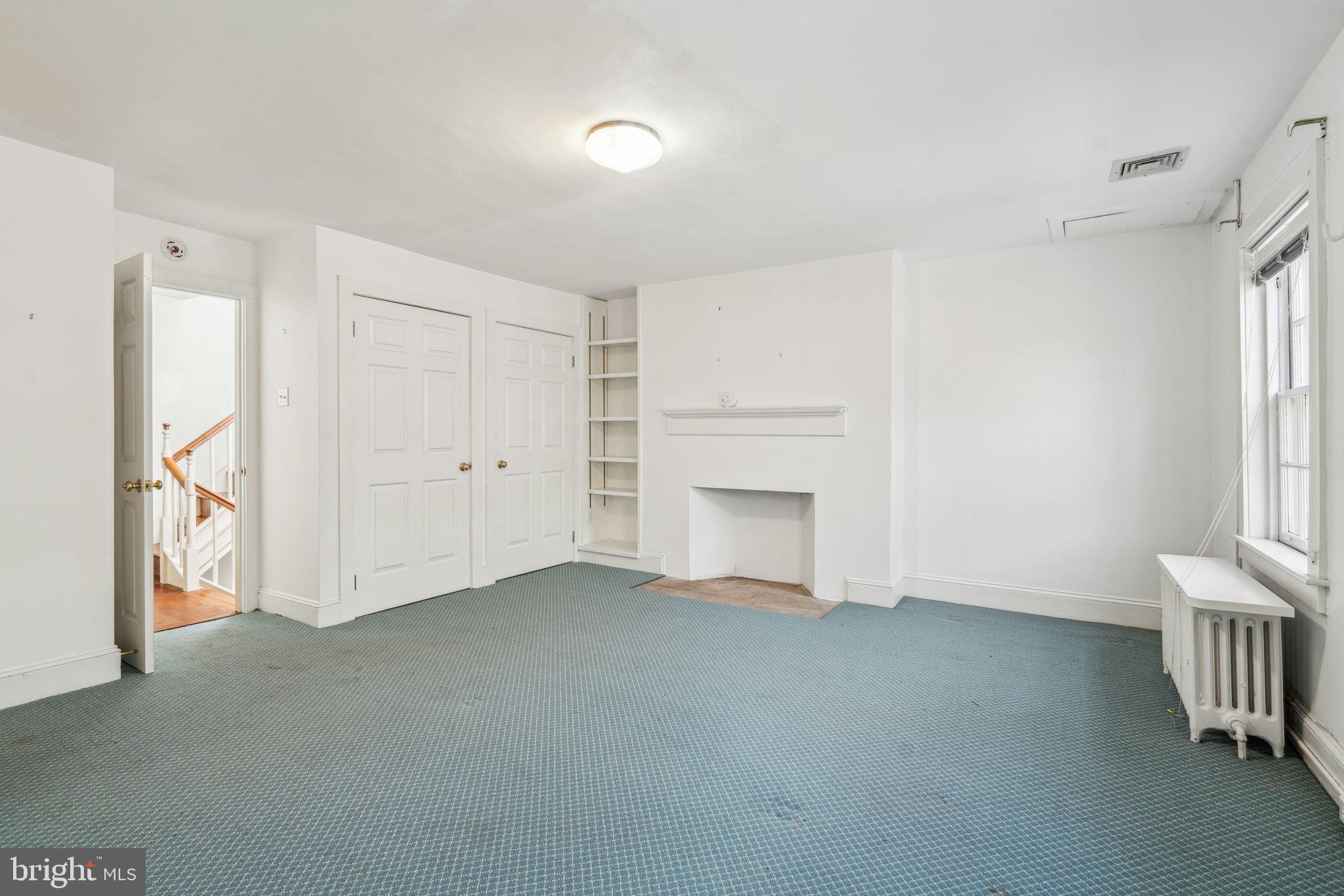 SOCIETY HILL - Residential