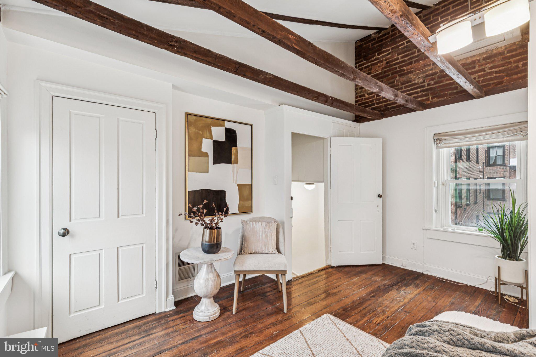 RITTENHOUSE SQUARE - Residential