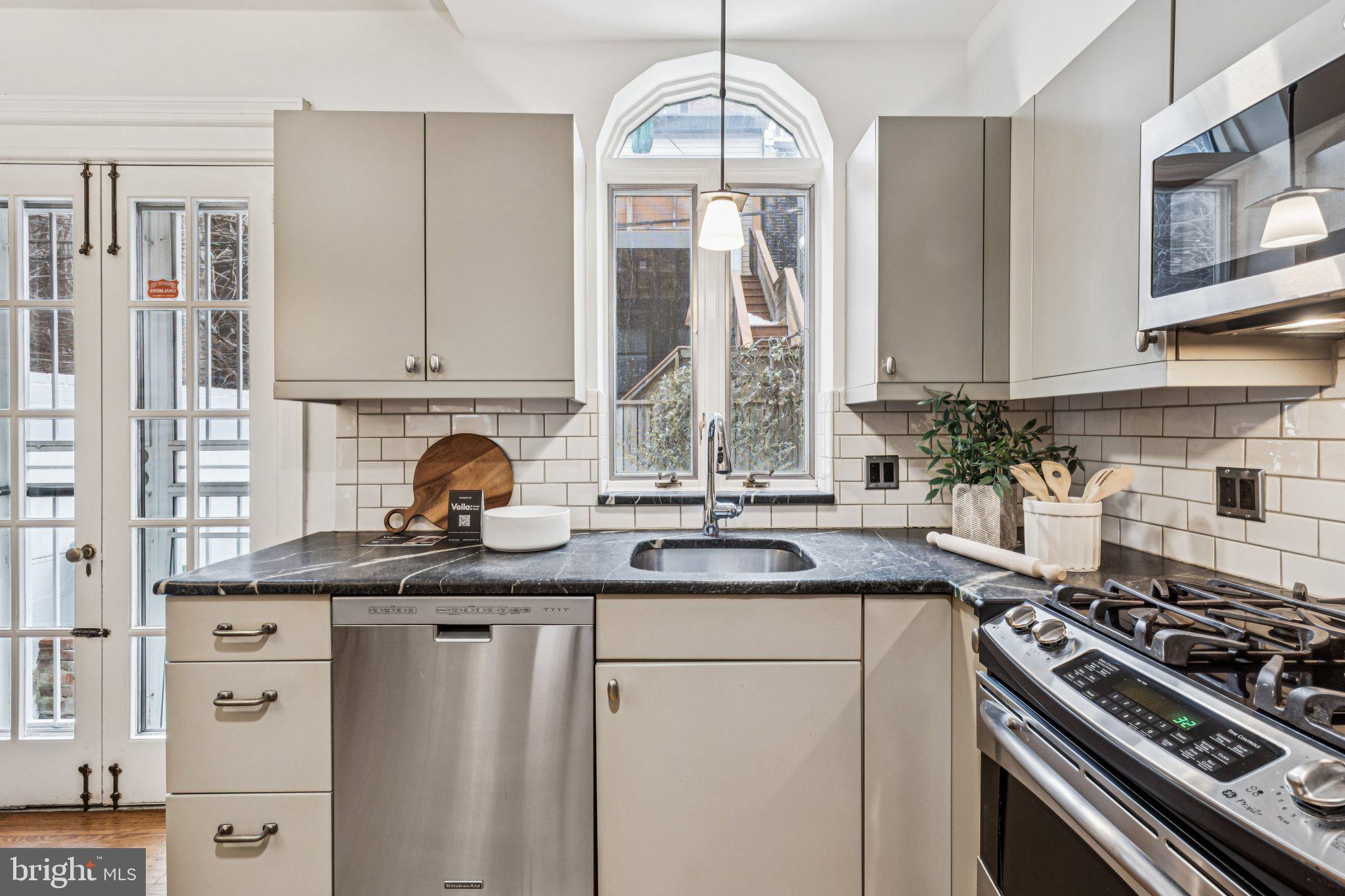 RITTENHOUSE SQUARE - Residential