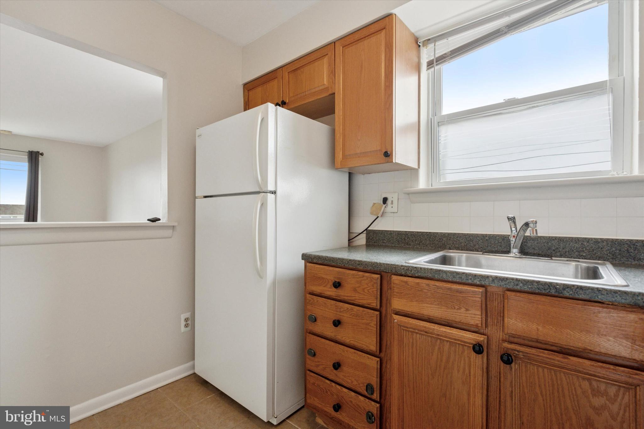 ACADEMY GARDENS - Residential Lease