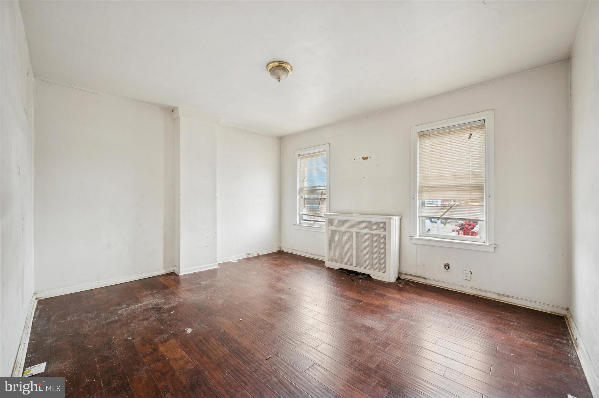 BRIDESBURG - Residential