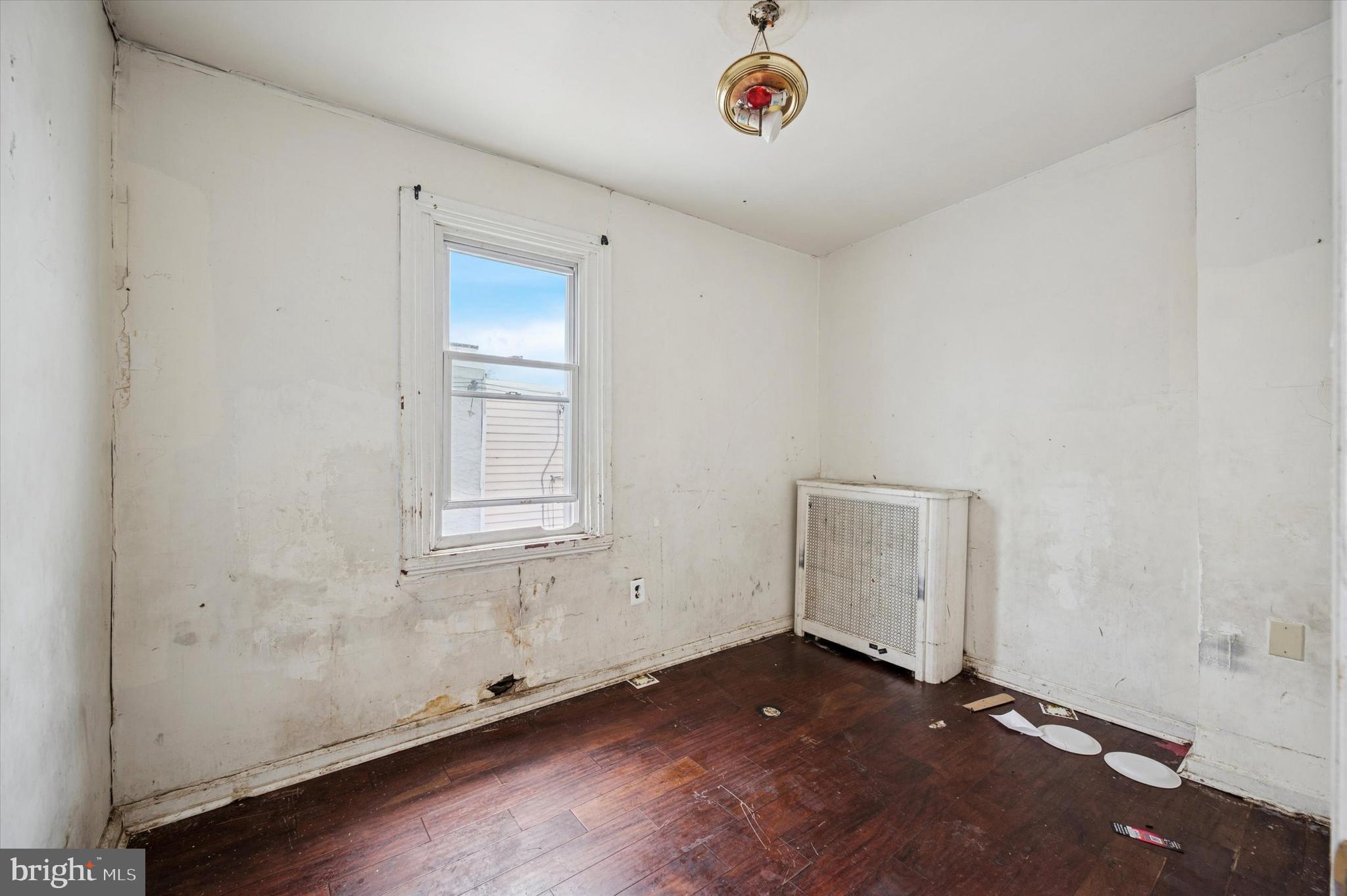 BRIDESBURG - Residential