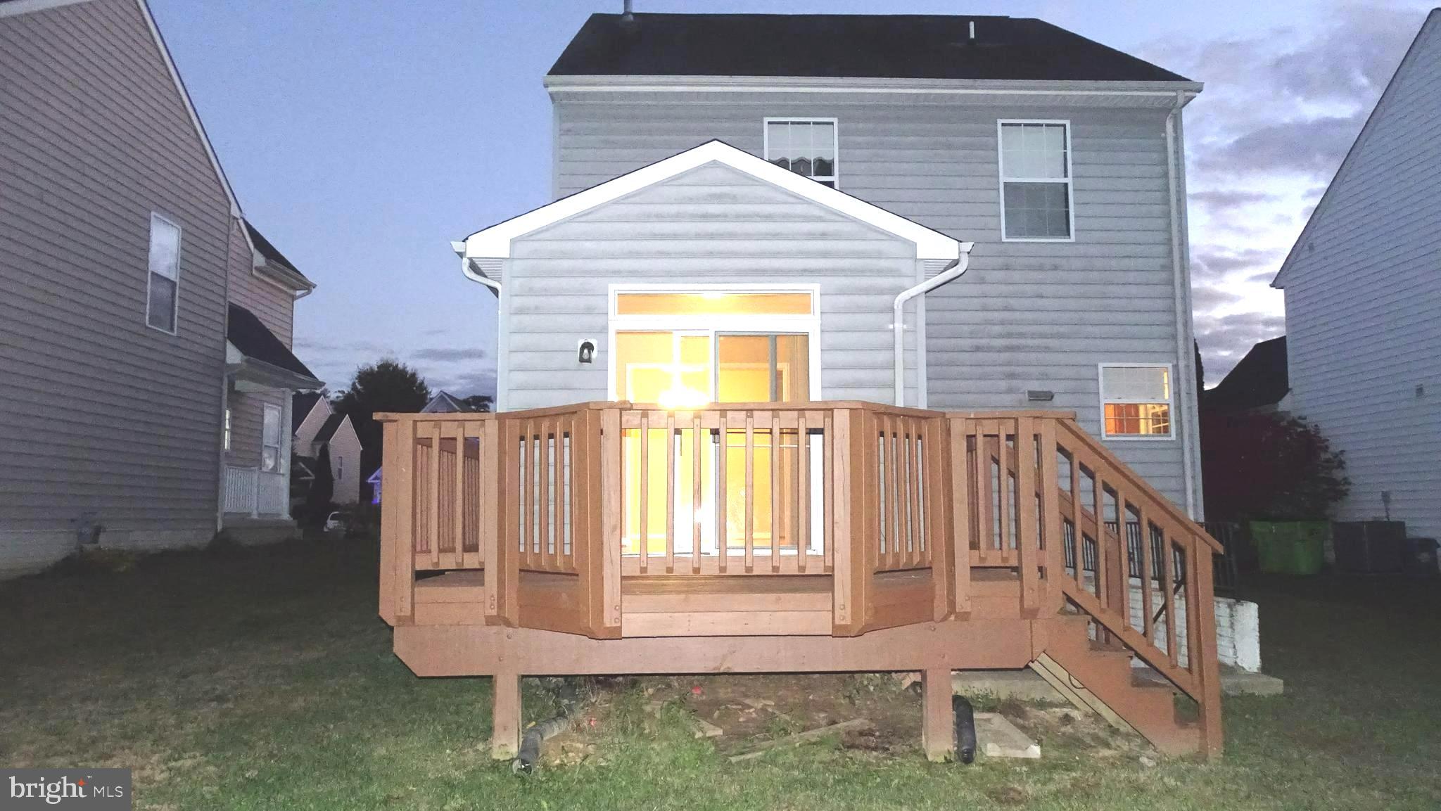 DALE CITY - Residential Lease