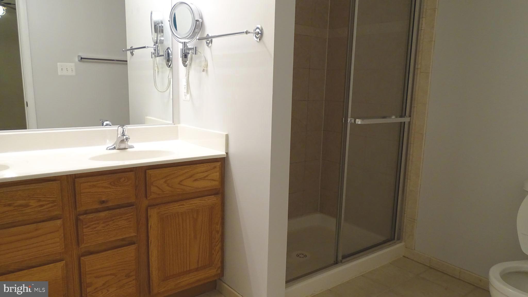 DALE CITY - Residential Lease