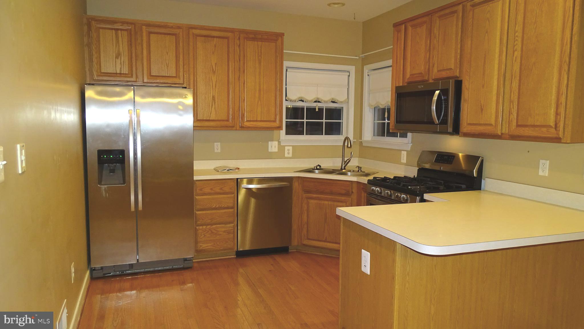 DALE CITY - Residential Lease