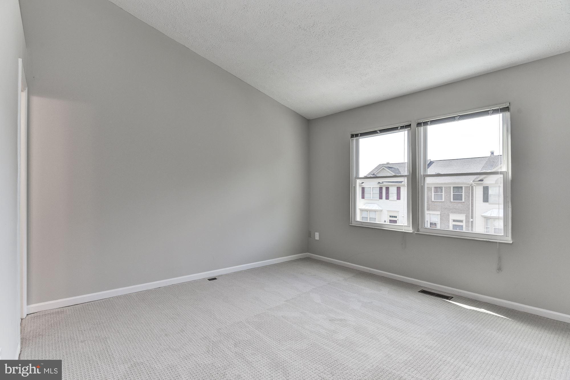 AMBERFIELD - Residential