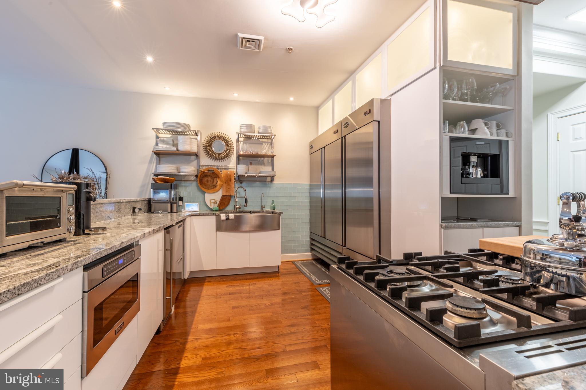 HIGHLANDS - Residential