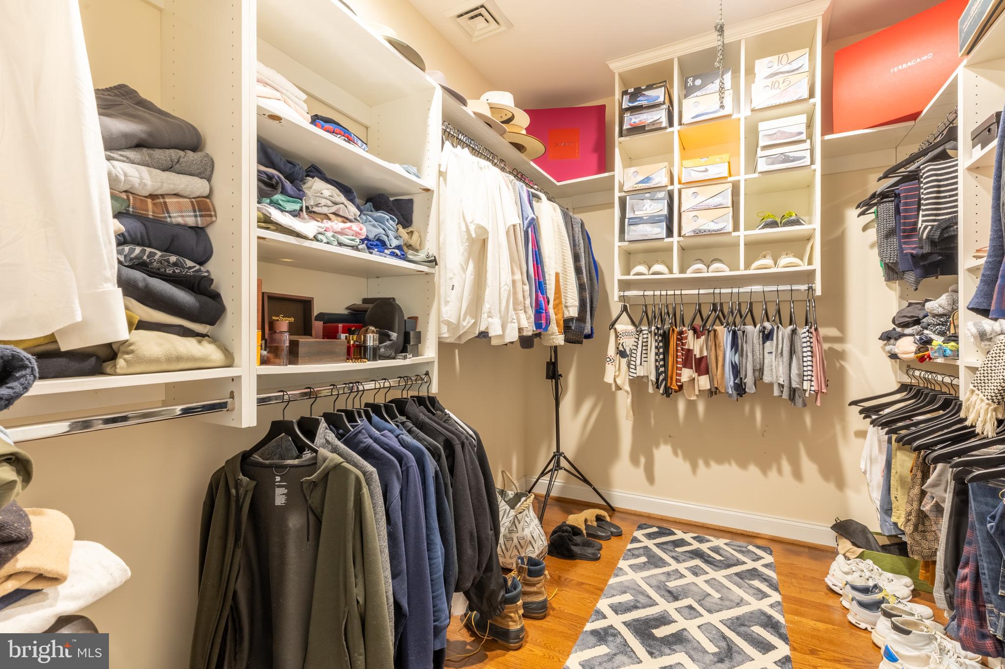 HIGHLANDS - Residential