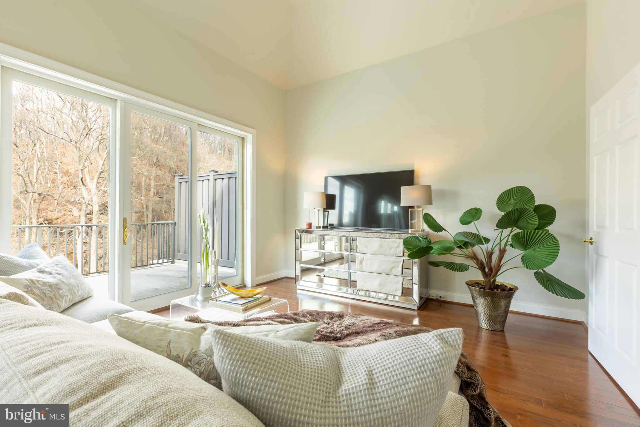 HIGHLANDS - Residential