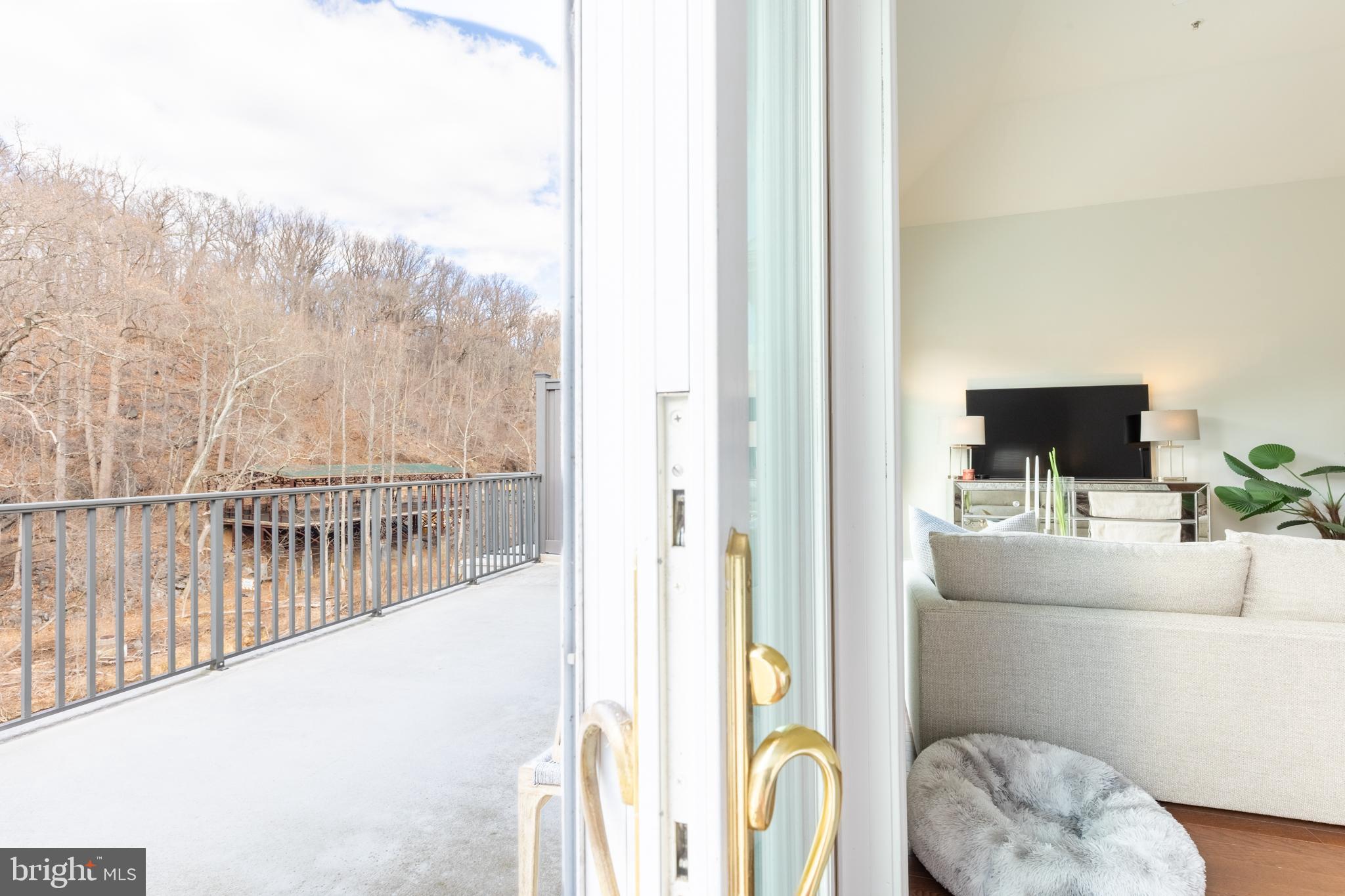 HIGHLANDS - Residential