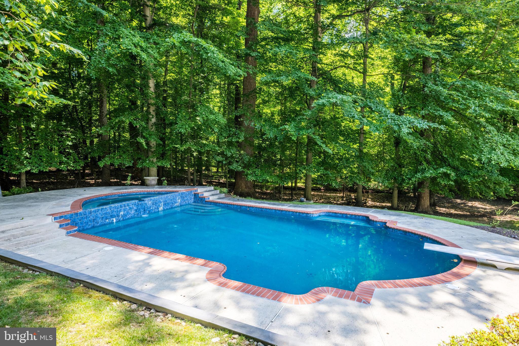 GREAT FALLS ESTATES - Residential