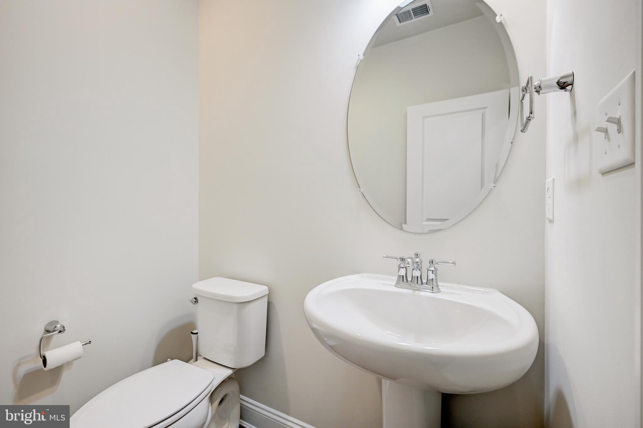 NEWTOWN WALK AT ELLIS PRESERVE - Residential