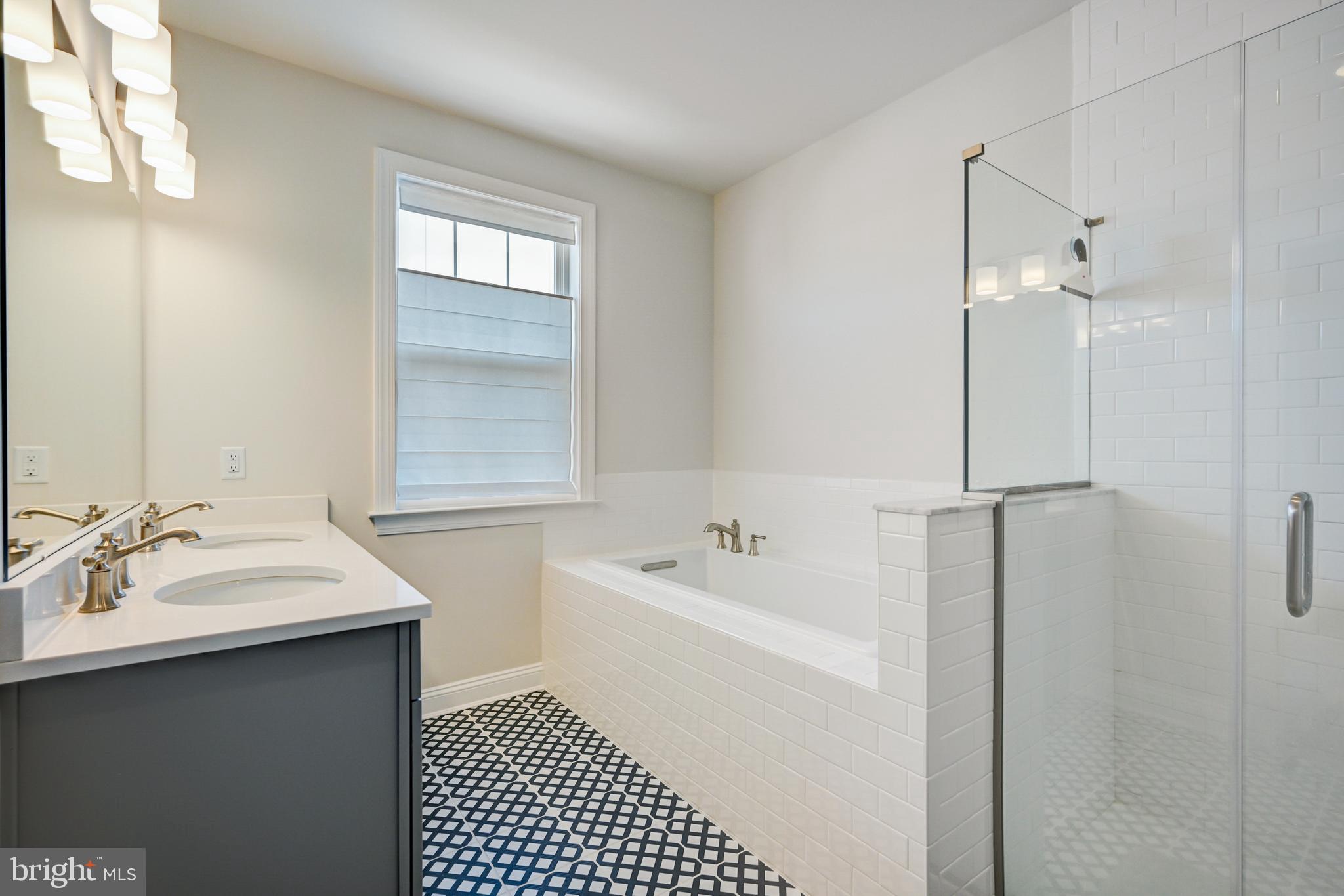 NEWTOWN WALK AT ELLIS PRESERVE - Residential