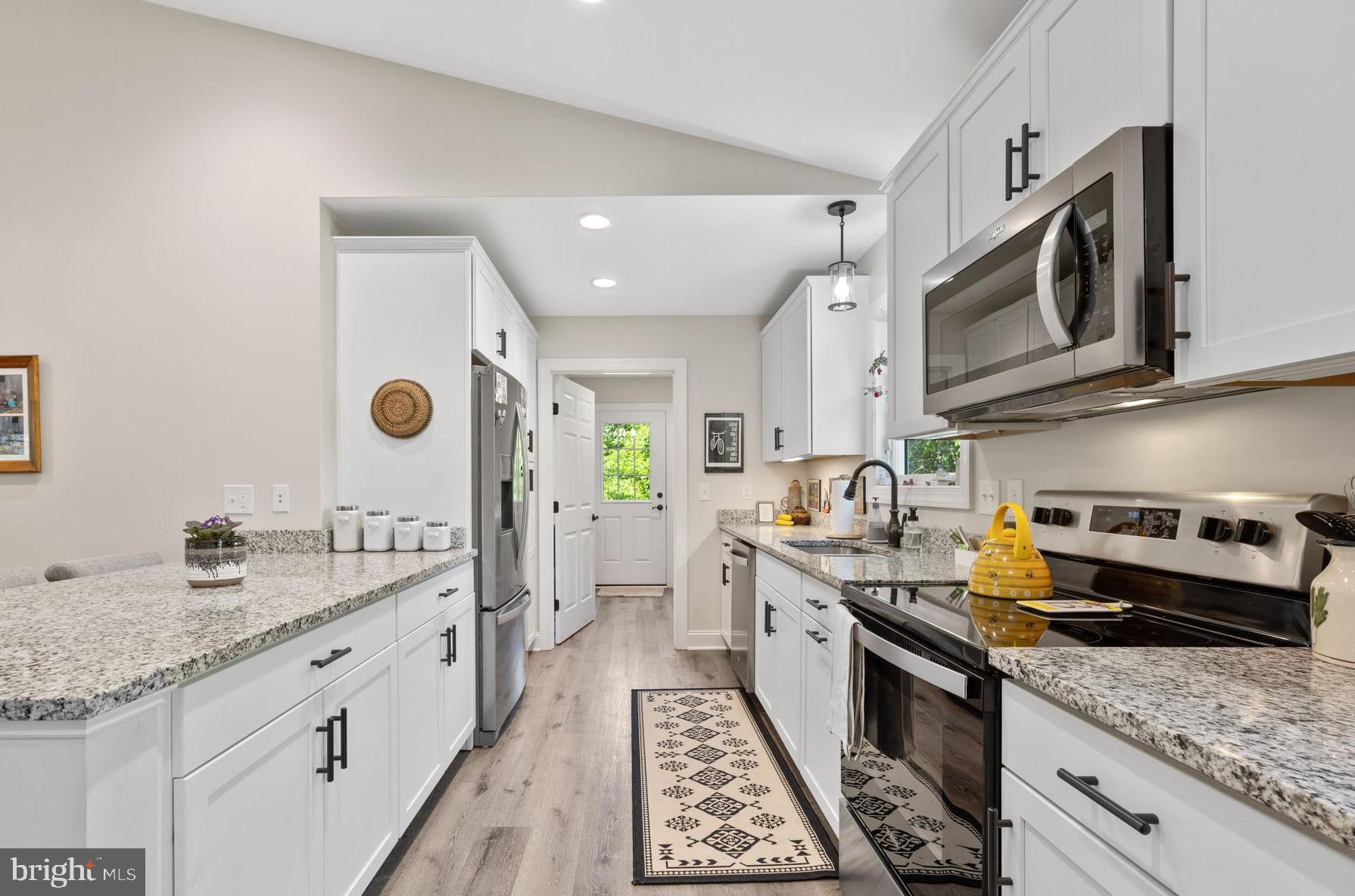 POPLAR RIDGE - Residential