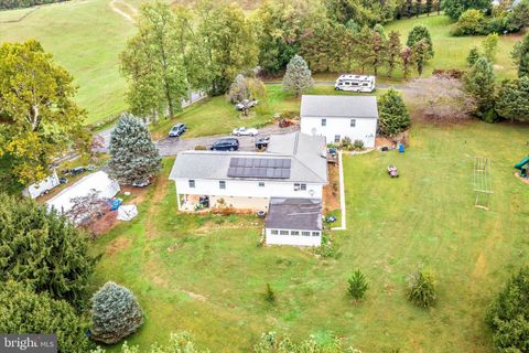 Homes For Sale - 2915 Fry Road<br/> JEFFERSON, MD 21755