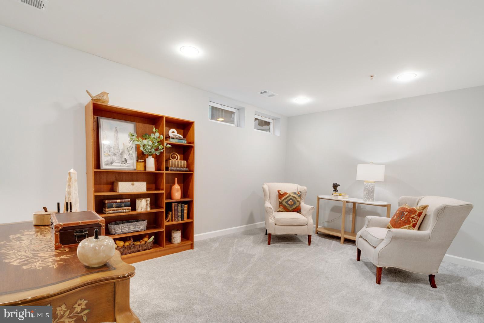 ARORA HILLS - Residential