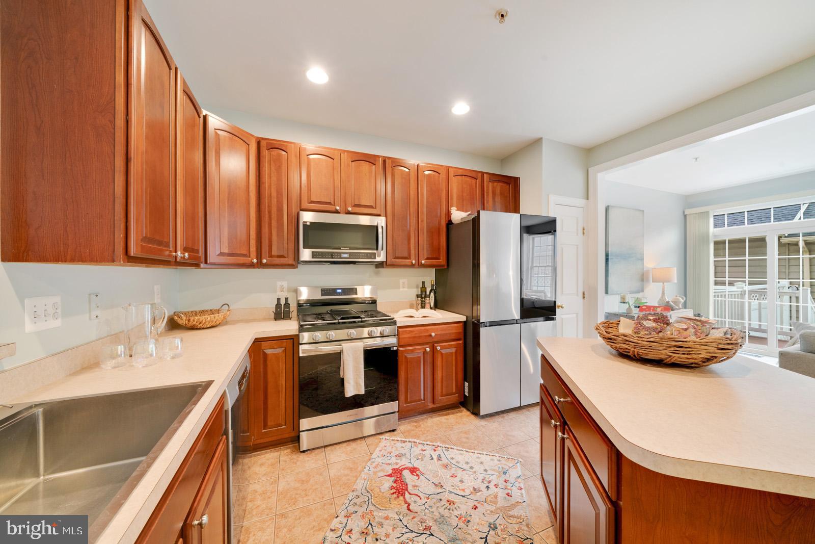 ARORA HILLS - Residential