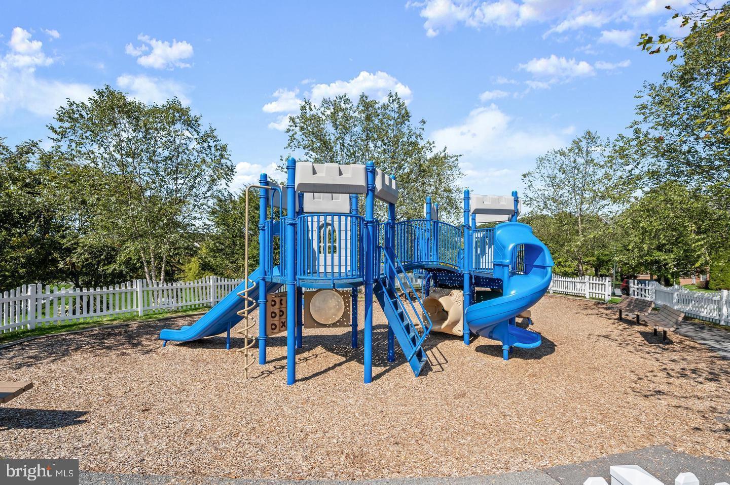 ARORA HILLS - Residential