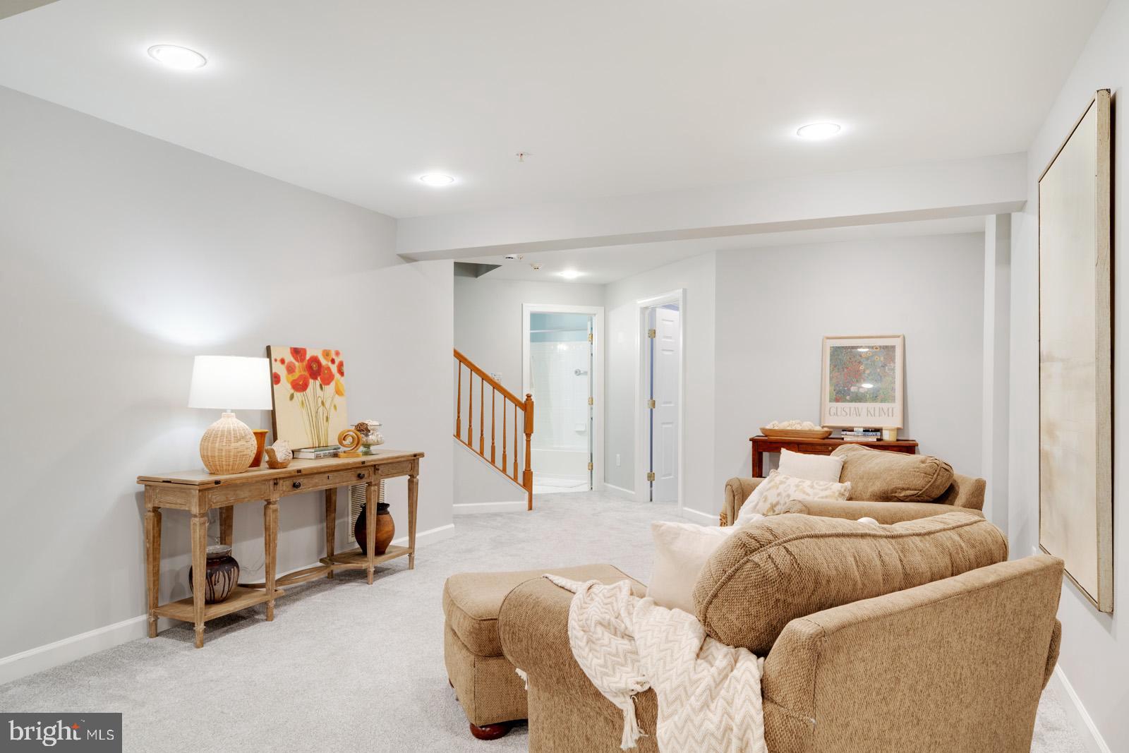 ARORA HILLS - Residential