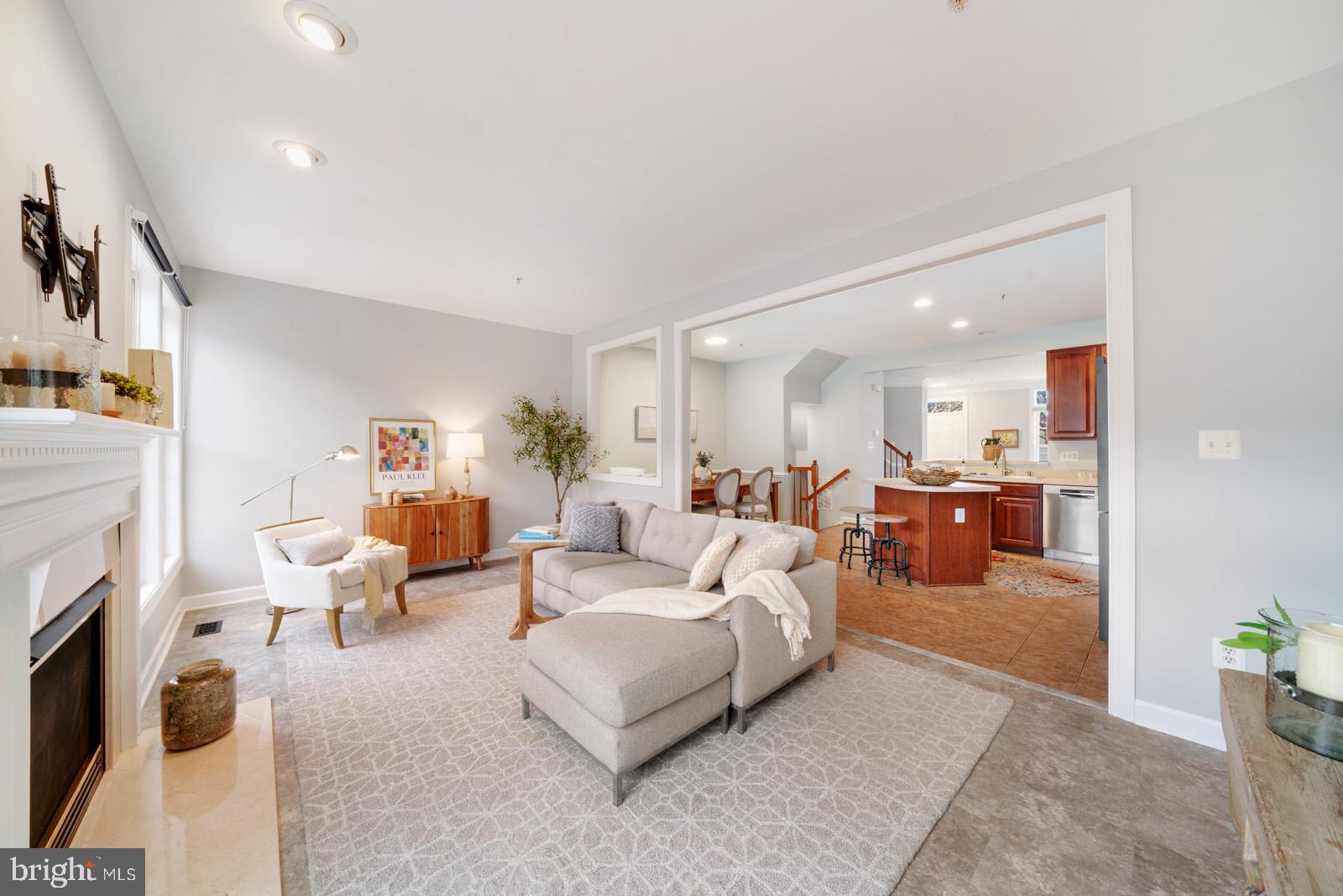 ARORA HILLS - Residential