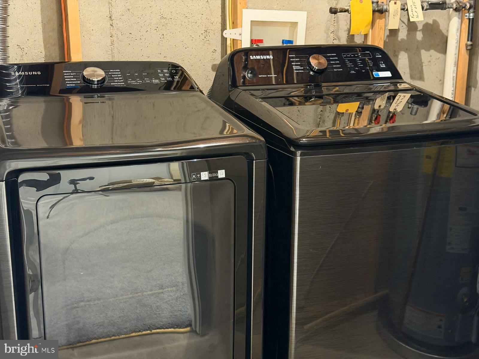 ARORA HILLS - Residential