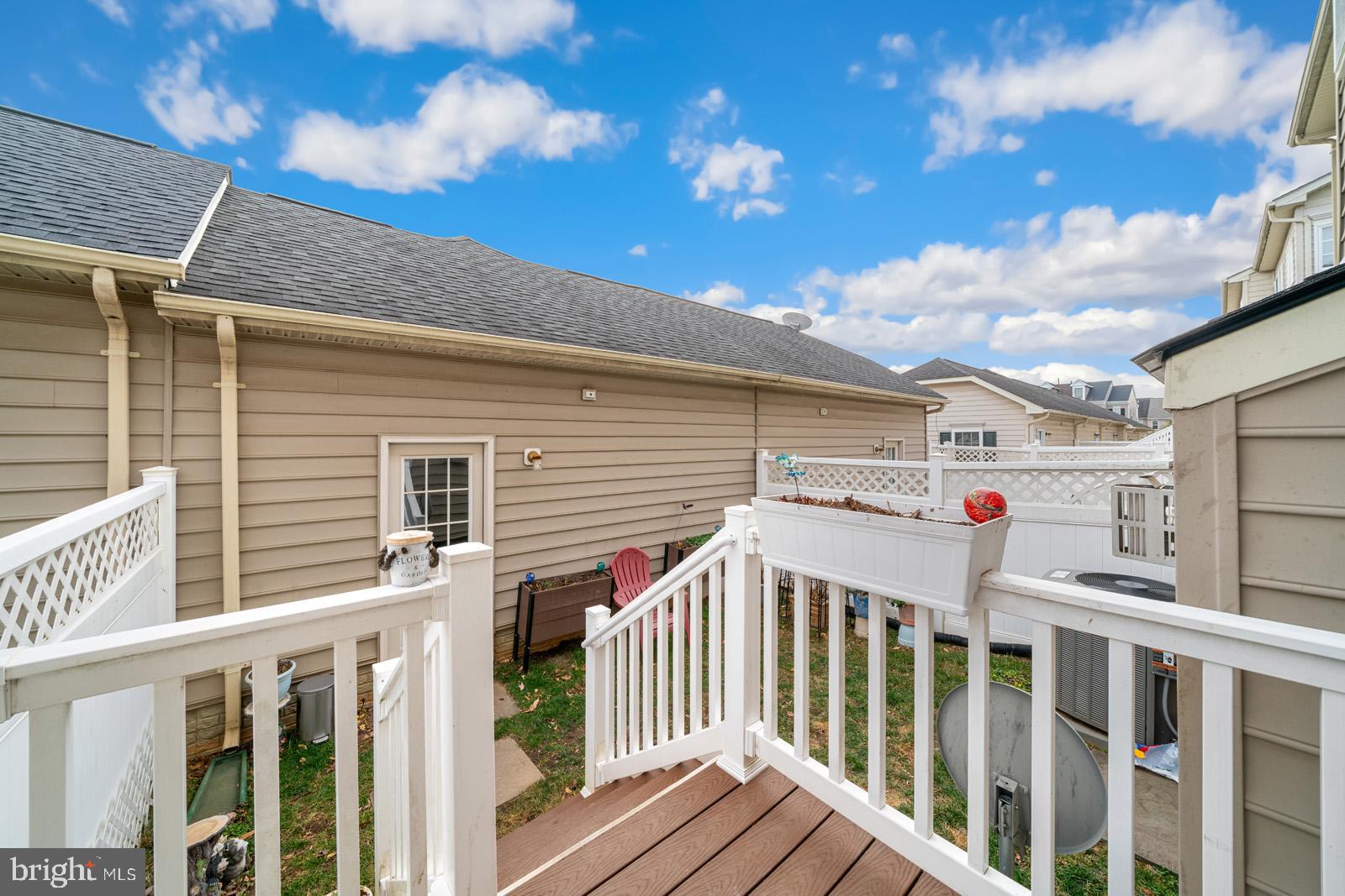 ARORA HILLS - Residential