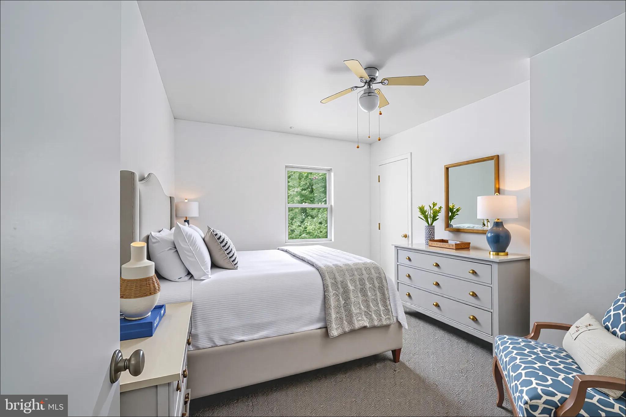 CLASSIC SHORES - Residential