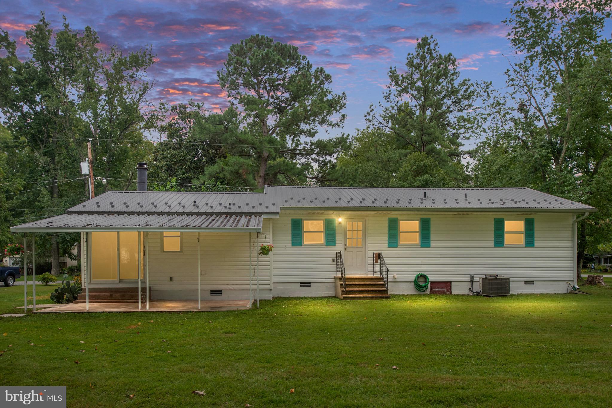 CLASSIC SHORES - Residential