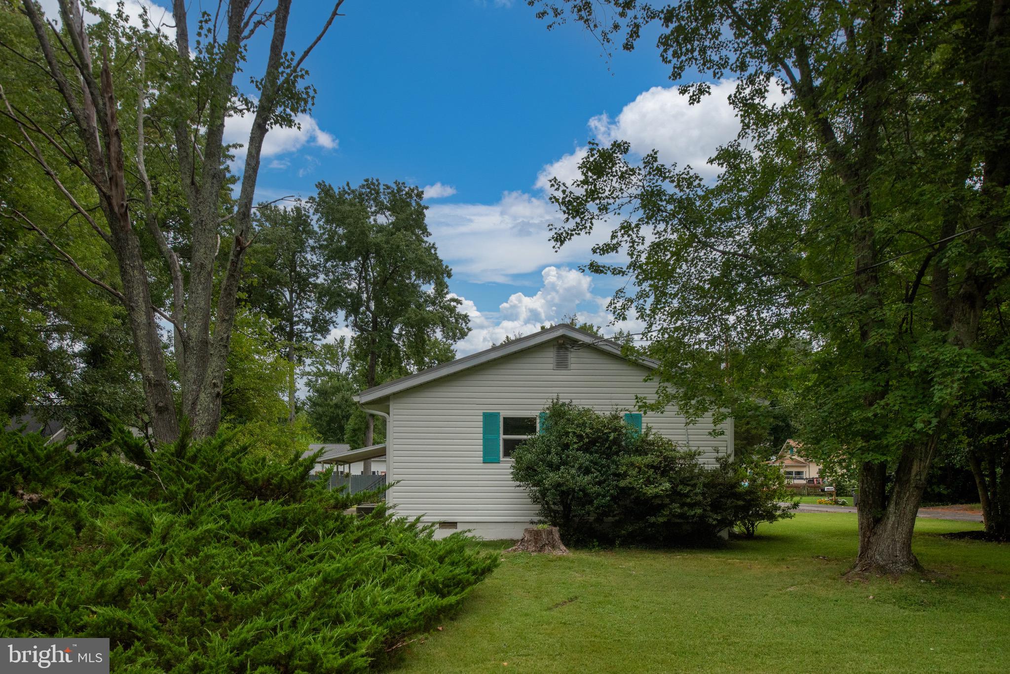 CLASSIC SHORES - Residential