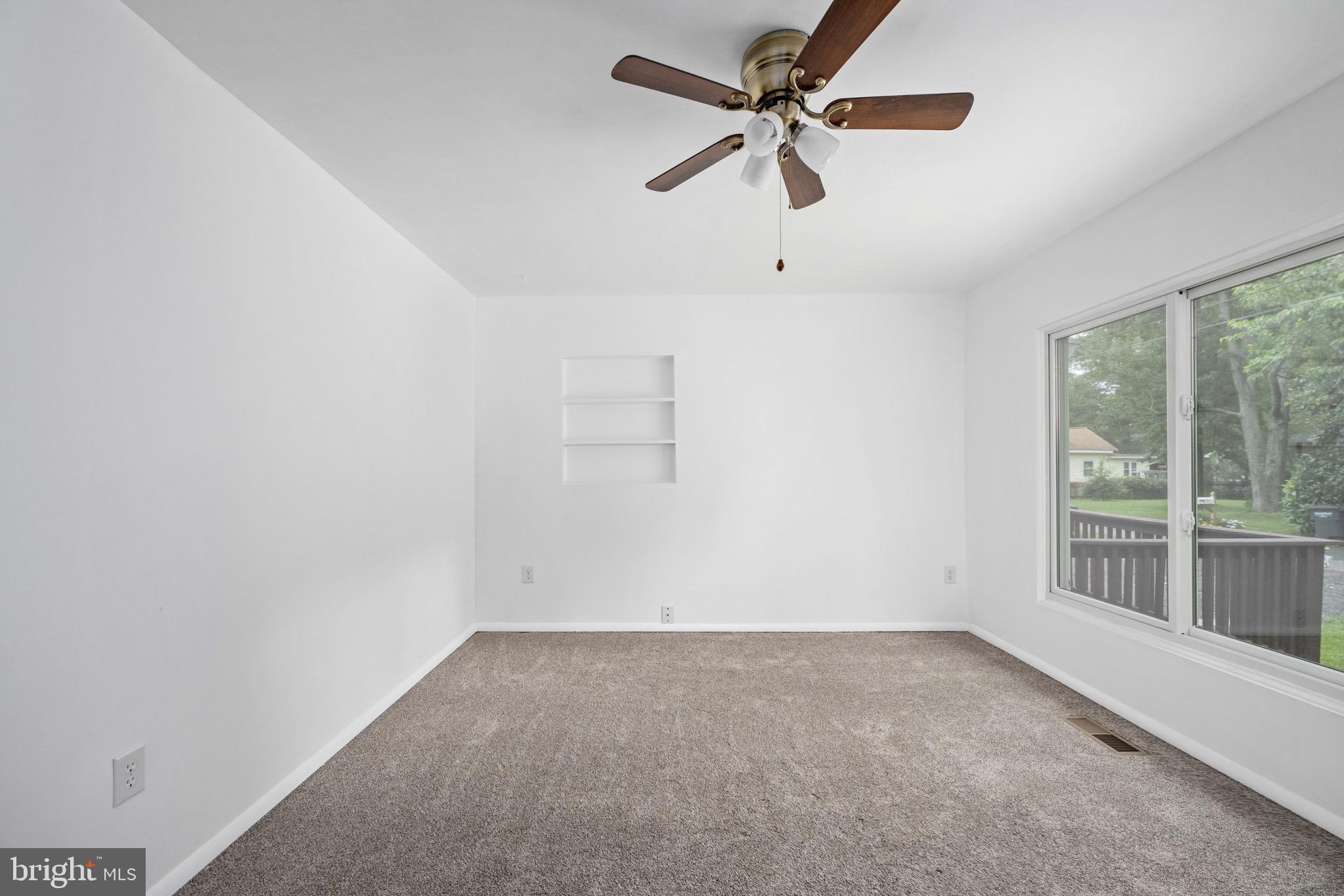 CLASSIC SHORES - Residential