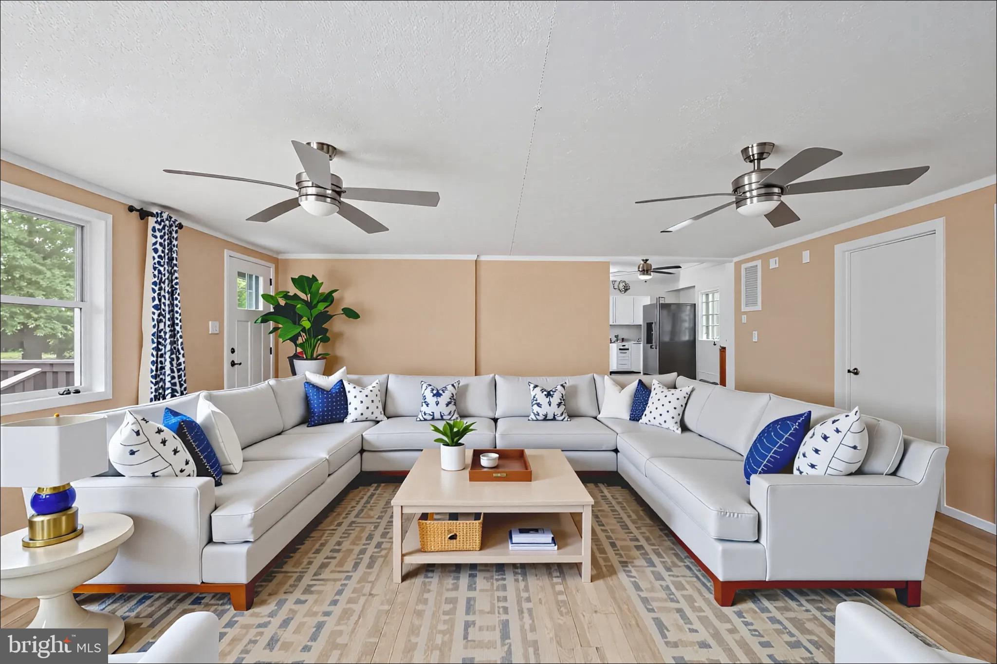 CLASSIC SHORES - Residential